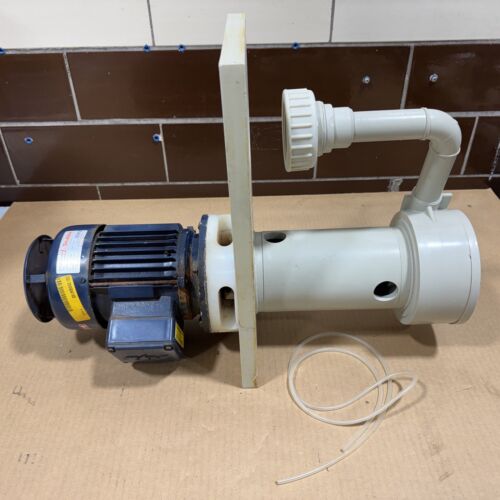 Stubbe ETLB25-125 Vertical Submersible Pump PP/EPDM 0.44kW 380-480/220-280V Main Image