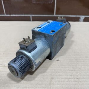 *USED* Vickers DG4V 5 2CJ M U H6 20 Valve ~ Warranty - Image 3