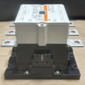 NEW SURPLUS- Fuji Electric SC-N11 [300] SC3ABAA 3NC5F Contactor 3P 300A 200-600V - Image 4