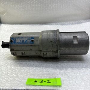 ** Preowned Arkrite APJ6485 -M72 Pin & Sleeve Connector 60A 3W 4P Fast Shipp# - Image 1