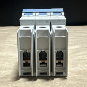 PREOWNED- Allen Bradley 1489-M3D060 Ser. D 277V 6A Molded Case Circuit Breaker - Image 4