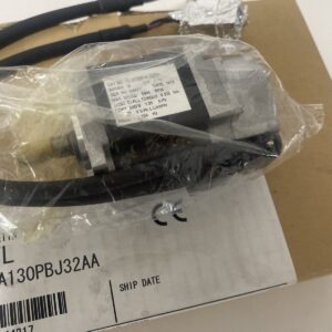 Neu Allen-Bradley Kinetix Servo Motor TLA130PBJ32AA TL-A130P-BJ32AA Ser. B - Image 3
