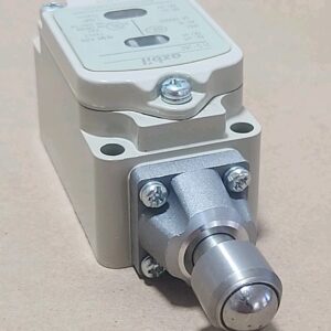 *NEW SURPLUS* Azbil 2LS-J6E Roller Limit Switch 240Vac 3A IP67 + Warranty! - Image 4