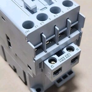*NEW* Allen-Bradley 100-C09D10 /A IEC Contactor 3-Pole 110/120V 50/60Hz Warranty - Image 4