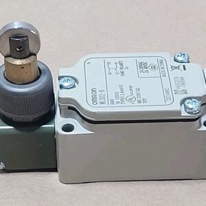 *NEW* Omron WLSD2-N Side Plunger Limit Switch 90° Overtravel 125Vdc + Warranty! - Image 4