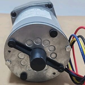 *NEW* Dayton 4Z063A Permanent-Split Capacitor Gear Motor 1/25Hp 115V + Warranty! - Image 4