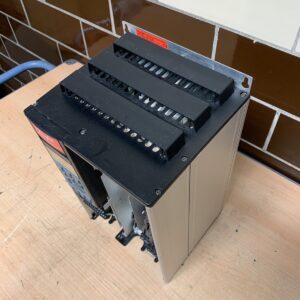 Danfoss VLT6011 HVAC Drive GT4CN1STR1DLF00A00C0 7.5kW/10Hp 380/460VAC Garantie - Image 3