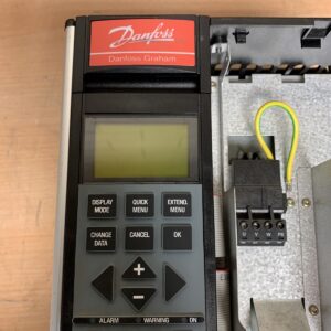 Danfoss VLT6011 HVAC Drive GT4CN1STR1DLF00A00C0 7.5kW/10Hp 380/460VAC Garantie - Image 9